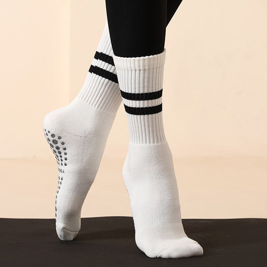 Mid-calf Striped Style Professional Non-slip Yoga Fitness Sports Socks